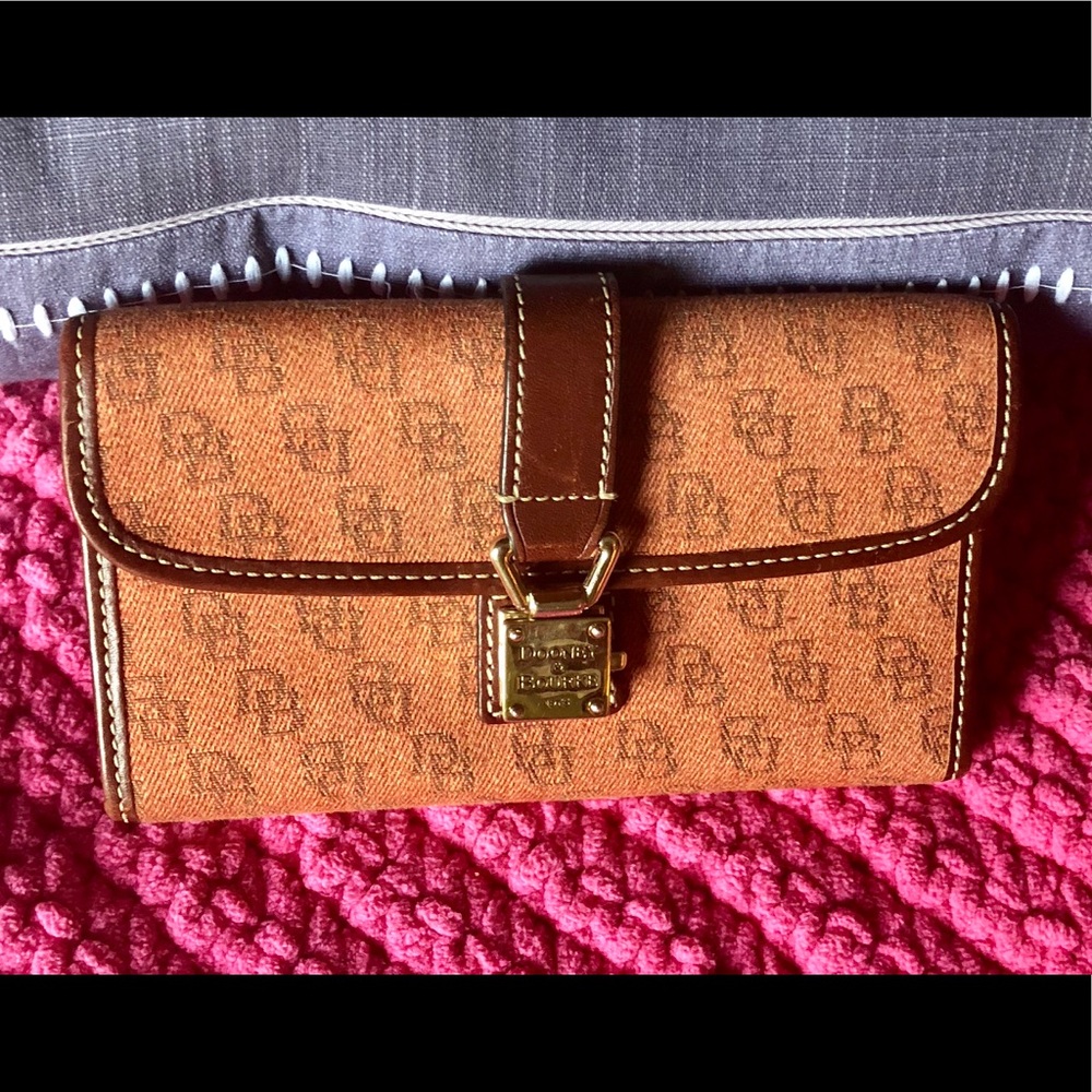 Dooney & Bourke Wallet